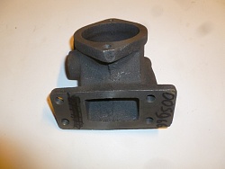 Седло термостата- крышка головки блока цилиндров передняя Ricardo N4105ZDS; TDK N-56,66 4L/Thermosta