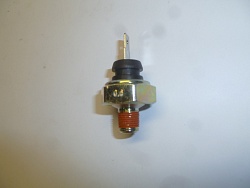 Датчик давления масла KM178,186/Oil pressure sensor