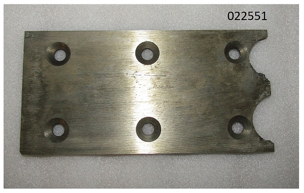 Пластина прижимная TCC GQ 52A/GQ52A WEAR-RESISTING PLATE (STEEL-CAST) DOUBLE SOCKET, №3 (60001095)