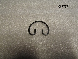 Кольцо стопорное пальца поршневого TBD 226B-6D/Retainer ring