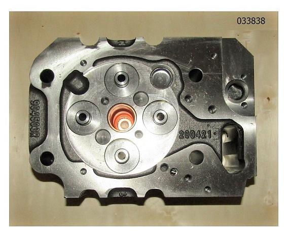 Головка блока цилиндров в сборе 6M33/Cylinder Head Subassembly (1001561136)