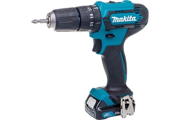 Аккумуляторная ударная дрель-шуруповерт Makita HP333DWAE