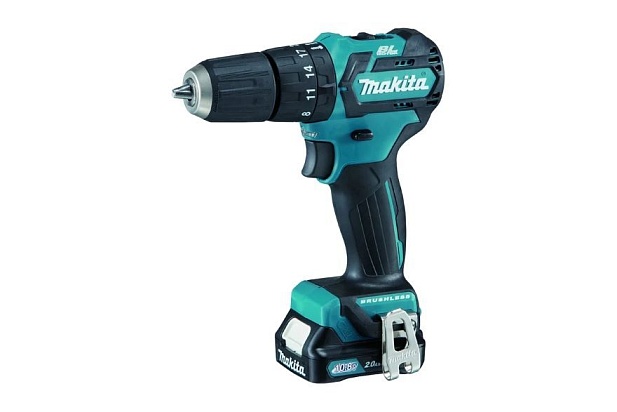 Аккумуляторная ударная дрель-шуруповерт Makita HP332DWAE