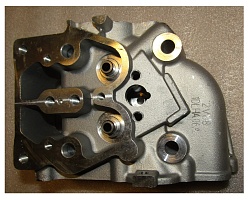 Головка блока цилиндров SDG 10000(..),R2V840X (Левая) / Cylinder head (Left) ( R2V840-02100 (L)